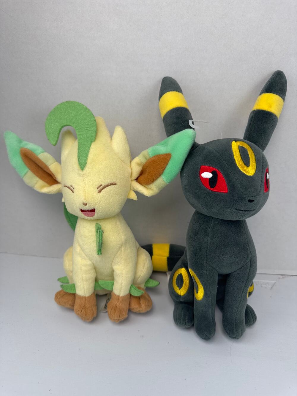 Pokemon Umbreon and Leafeon sitting plush stuffed toys